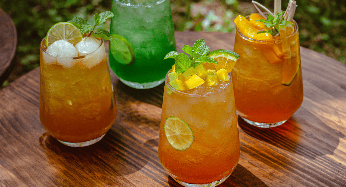 Quiz: Which Summer Drink Matches Your Reading Personality?