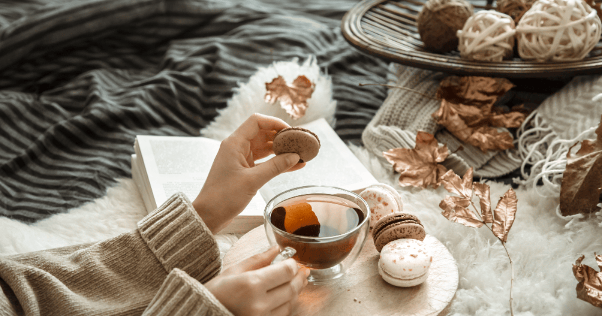 How to Create the Ultimate Cozy Fall Reading Nook