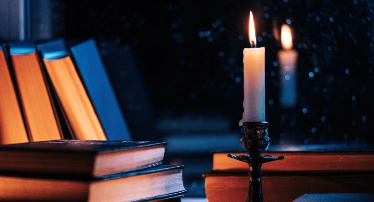 10 Modern Vampire Books for Late-Night Reading