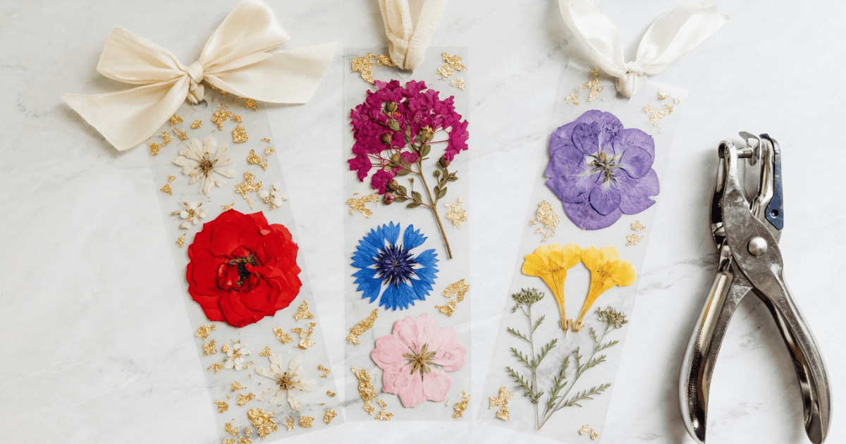 How to Make DIY Pressed Flower Bookmarks